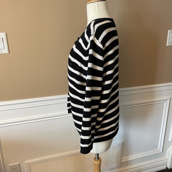 Black and Cream Striped Sweater - Picture 4 of 11